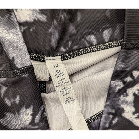 Lululemon Sunshine Salutation Crop in Dusk Dye White Black Size 10 - Picture 4 of 8